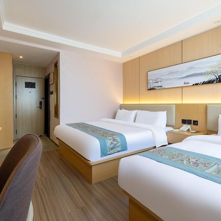 Jingfang Building Smart Hotel - Located In The Busiest Part Of The Downtown Area, Near Beijing Tiananmen Square And The Forbidden City,Wangfujing Shopping Street ,Newly Opened Hotel,Provide Free Laundry Service,Provide Tourism And Ticketing Services エクステリア 写真