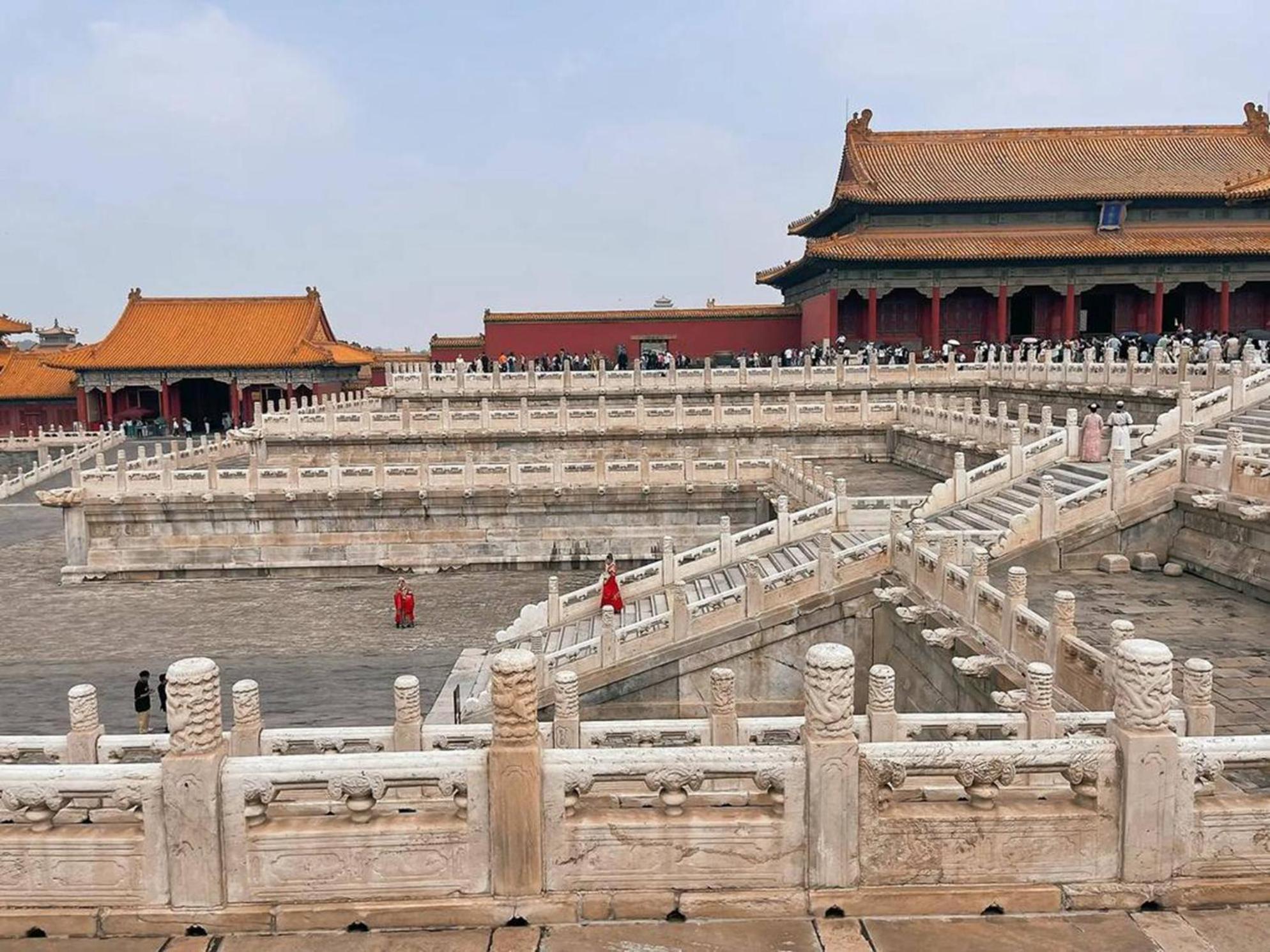 Jingfang Building Smart Hotel - Located In The Busiest Part Of The Downtown Area, Near Beijing Tiananmen Square And The Forbidden City,Wangfujing Shopping Street ,Newly Opened Hotel,Provide Free Laundry Service,Provide Tourism And Ticketing Services エクステリア 写真